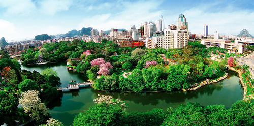 森林城市建設的主要模式有哪幾種？代表城市是哪幾個？