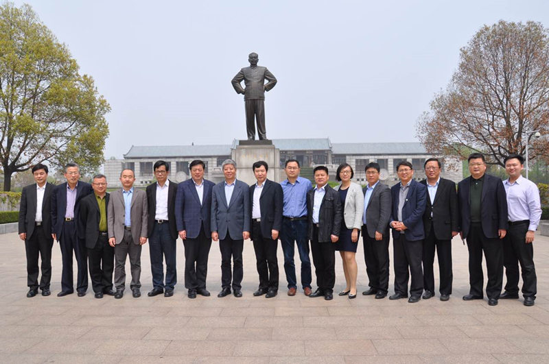 我院院長(zhǎng)隨科技部專家調(diào)研組來(lái)淮安高新區(qū)開展“以升促建”調(diào)研