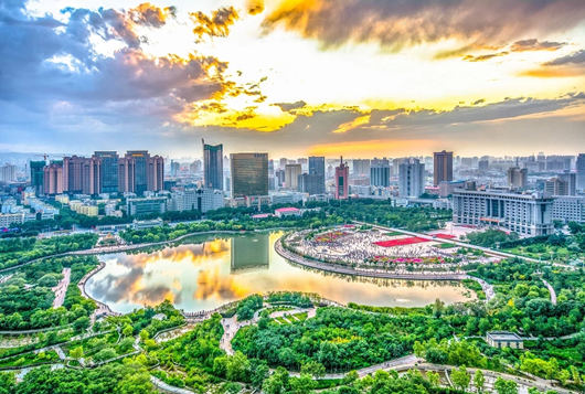 烏魯木齊高新區(qū)(新市區(qū))打造“3+3”產(chǎn)業(yè)集群