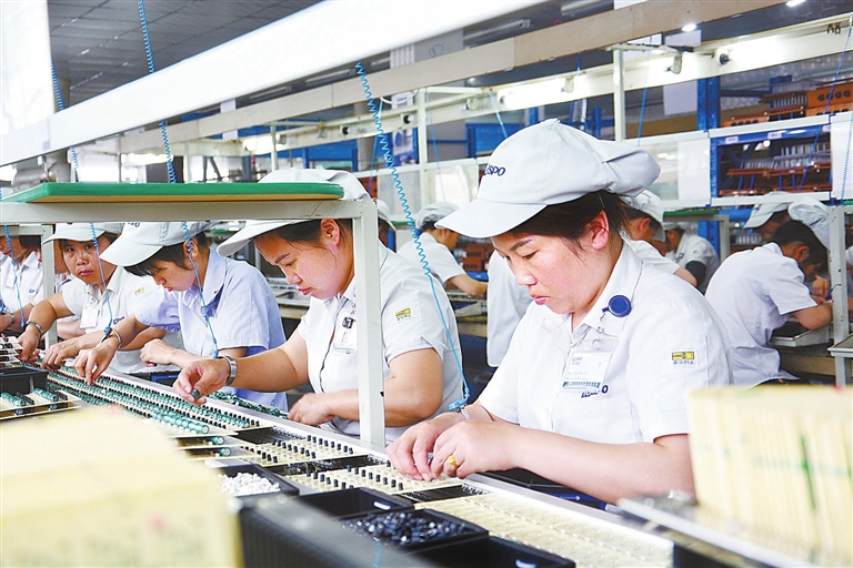 瑞金經開區:蹄疾步穩拓新天
