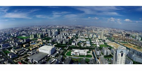 漕河涇開(kāi)發(fā)區(qū):打造“引育融”聯(lián)動(dòng)機(jī)制